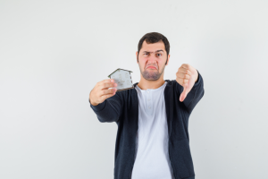 ¿Qué pasa si una persona ocupa mi propiedad y no quiere salirse?